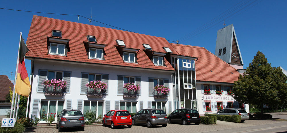 Hotel&Gasthaus Löwen Waldkirch Exterior foto